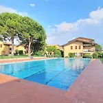 Europa Pool Apartment